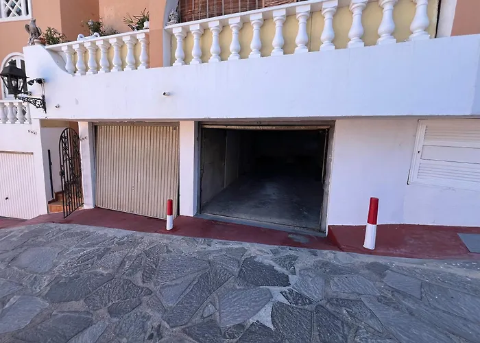 Ocean View Apartment, *