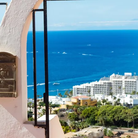 Ocean View Apartment,