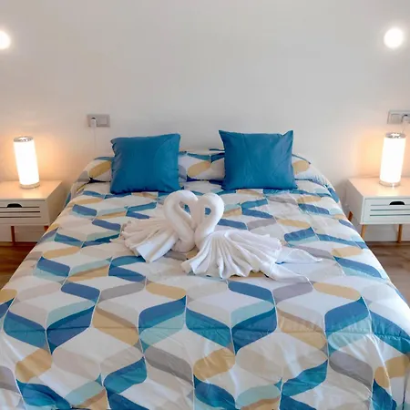 Ocean View Apartment, * אדחה