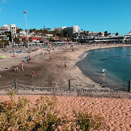 Ocean View Apartment, * אדחה