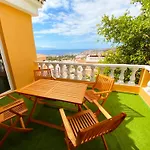 Apartmán Ocean View Apartment, *
